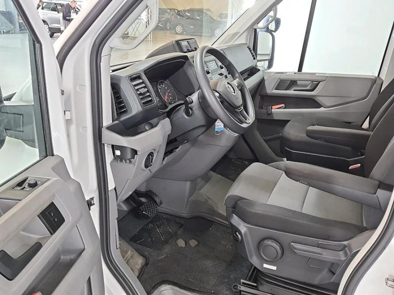 Volkswagen CRAFTER 50 2.0 TDI 177pk autom Trekker airco