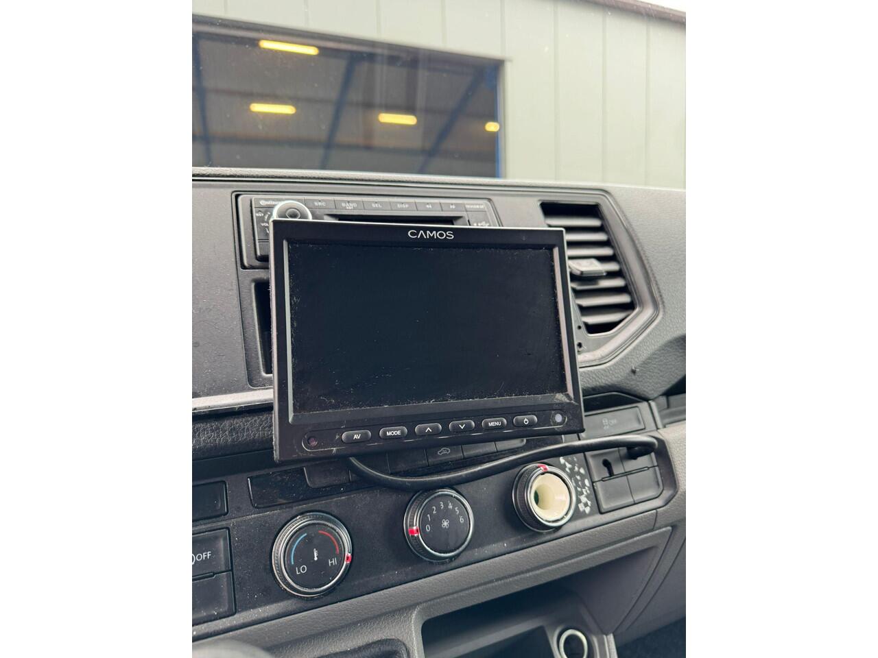 Volkswagen CRAFTER 35 2.0 TDI L4H3 BAKWAGEN MET DEUREN / EURO 6 / N.A.P / DEALER ONDERHOUDEN