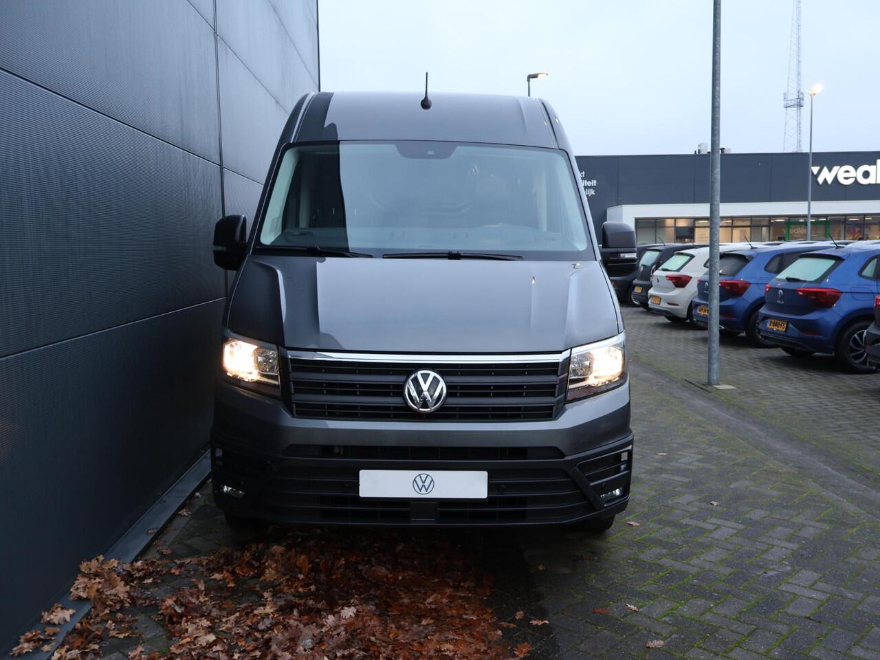 Volkswagen CRAFTER 35 2.0 TDI L3H3 Highline | 102 PK | Laadklep | Cruise Control | Achteruitrijcamera |