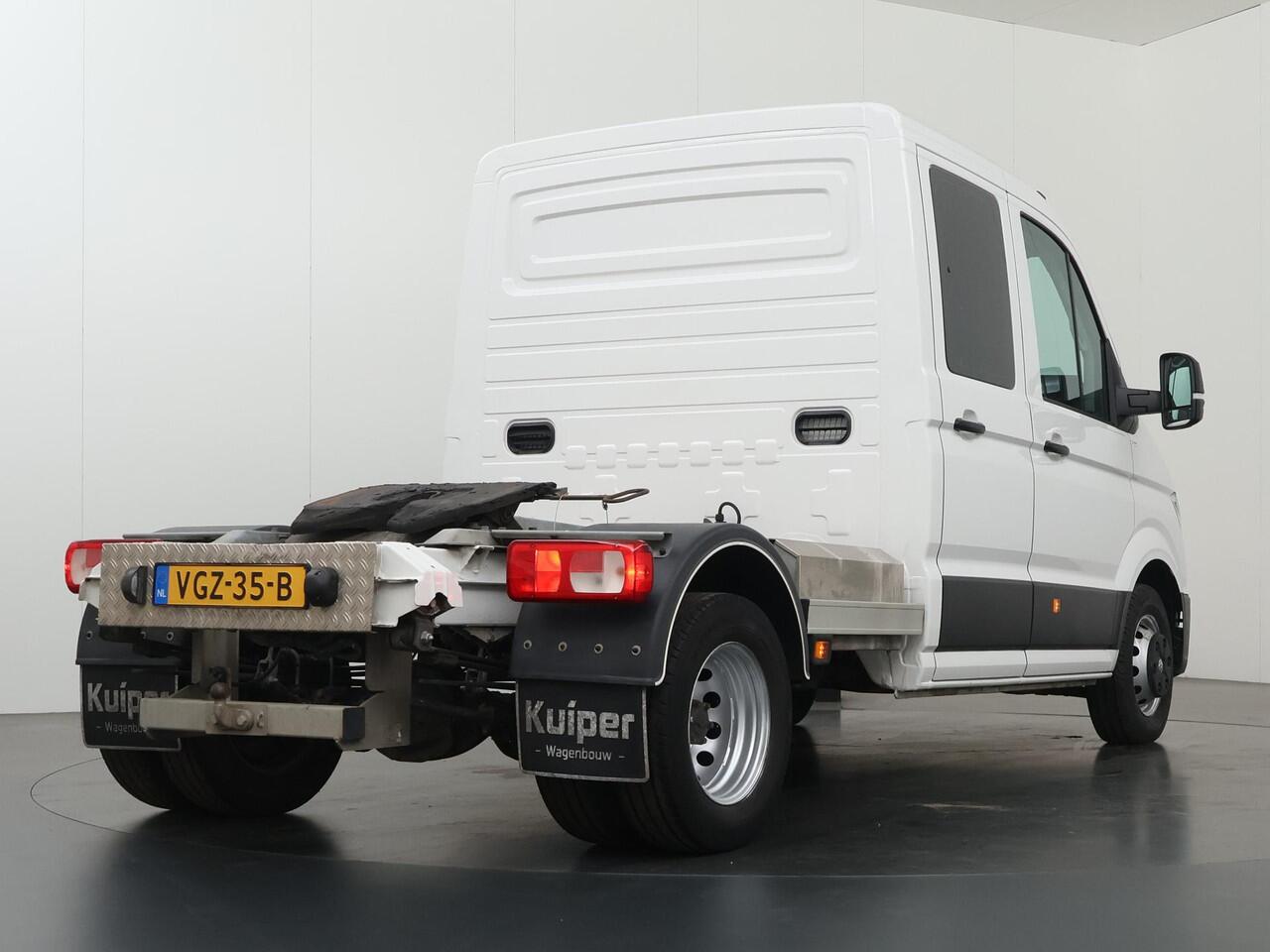 Volkswagen CRAFTER 50 | DC | 177 PK | BE Trekker | Tachograaf | BE-Trekker | Airco | Trekhaak 3500 KG. | 3-zits | Inrichting laadruimte | Koppelschotel |