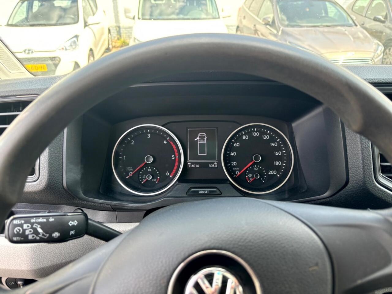 Volkswagen CRAFTER 35 2.0 TDI L4 Bakwagen Nieuwe distributie Laadklep Cruise control