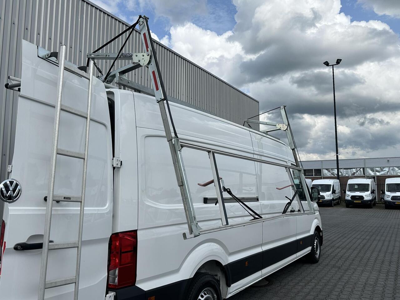 Volkswagen CRAFTER 35 2.0 TDI L4H3*A/C*CRUISE*HAAK*CAM*CARPLAY*3PERS*