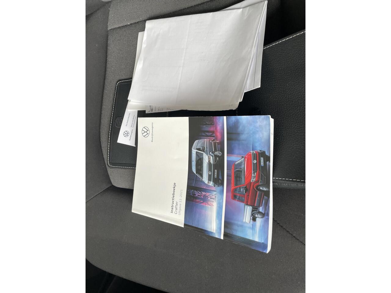 Volkswagen CRAFTER 35 2.0 TDI L4 | Spiegelbak | Laadklep | Automaat | Bakwagen