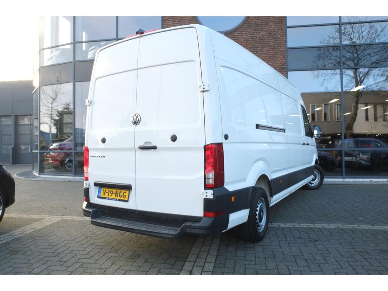 Volkswagen CRAFTER 35 2.0 TDI L4H3 EURO VI 3 Zits, (14,4m3 laadvolume)Achteruitrijc