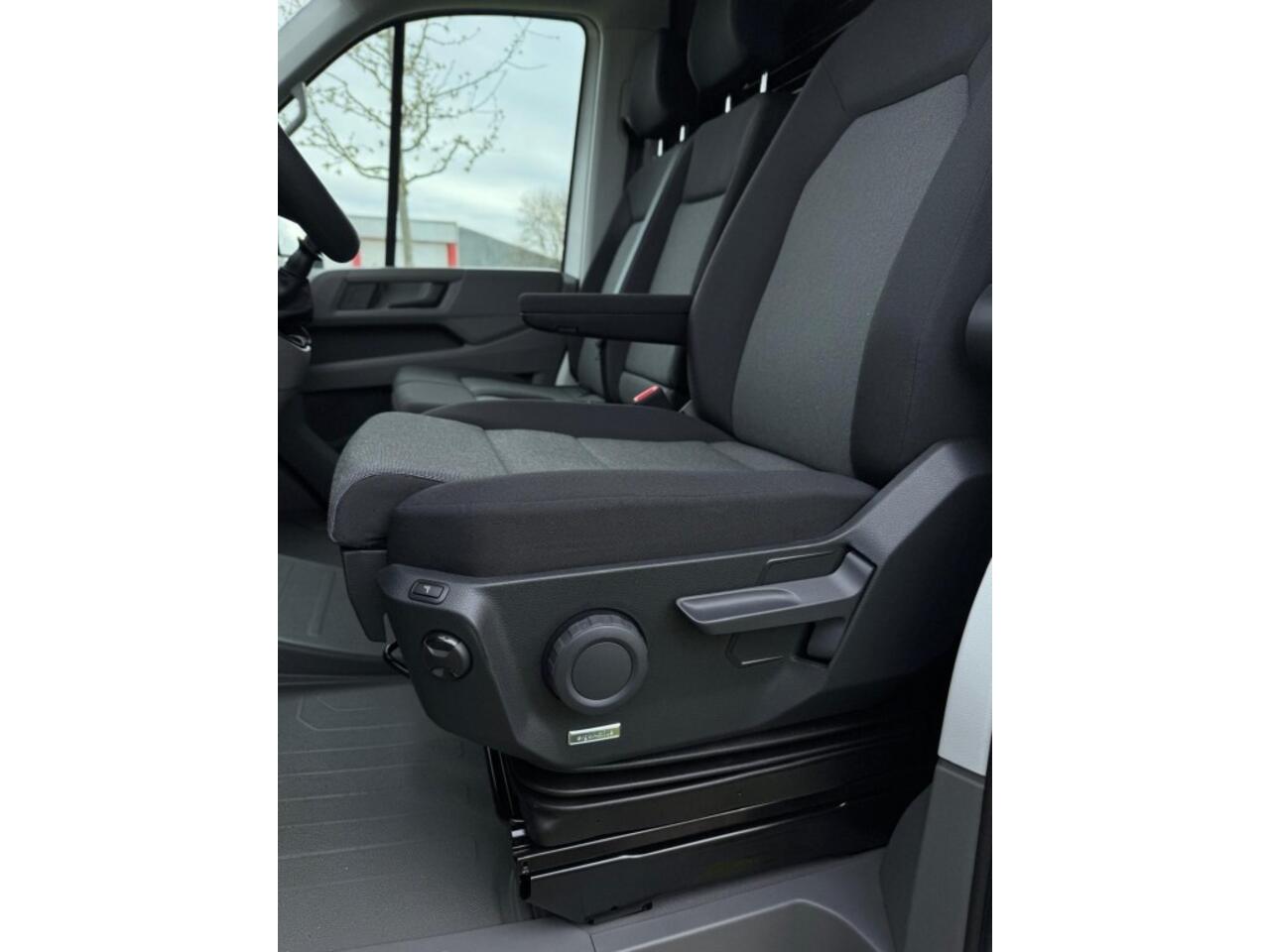 Volkswagen CRAFTER 35 2.0 TDI L4h3 140pk 449/3500 NIEUW BPM VRIJ RIJKLAAR