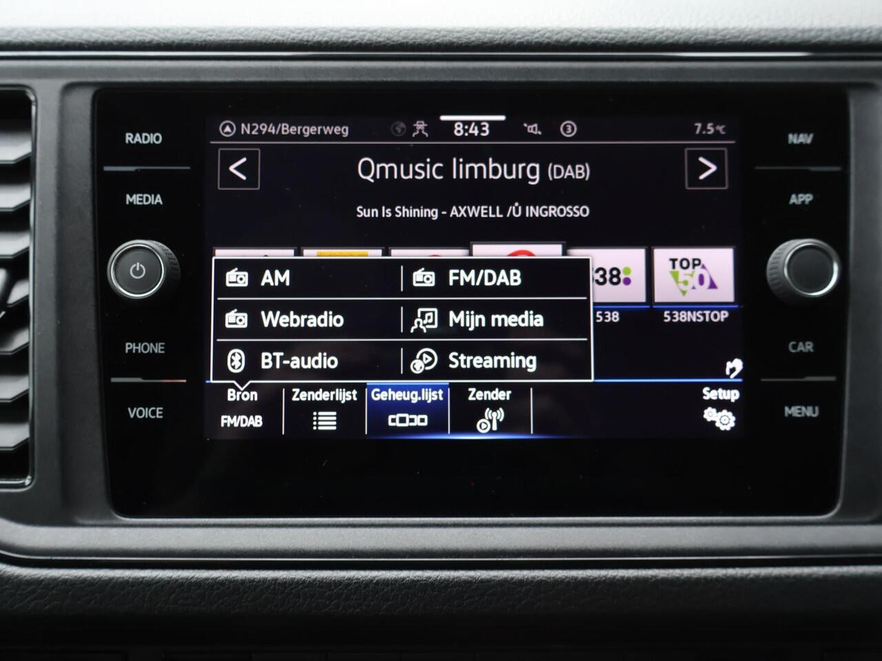 Volkswagen CRAFTER 35 2.0 TDI L4 EL Trendline EURO VI RWD | 140 PK | Cruise control | Navigatiesysteem | Airco |