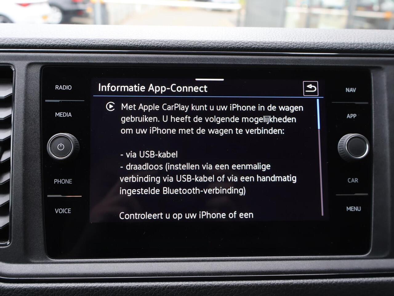 Volkswagen CRAFTER 35 2.0 TDI L4 EL Trendline EURO VI RWD | 140 PK | Cruise control | Navigatiesysteem | Airco |