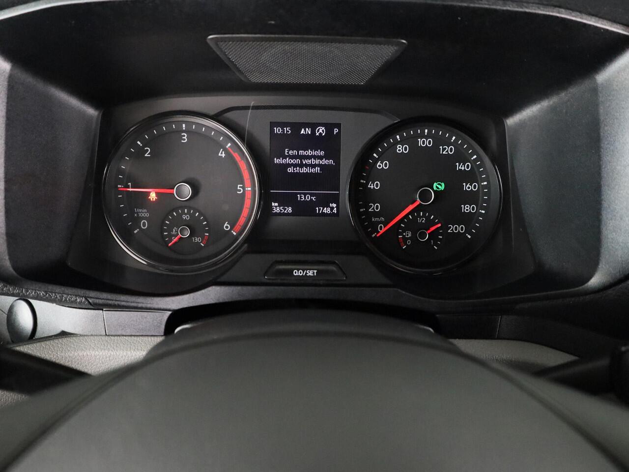 Volkswagen CRAFTER 35 2.0 TDI L3H3 Exclusive EURO VI | Automaat 140 pk | Navi |