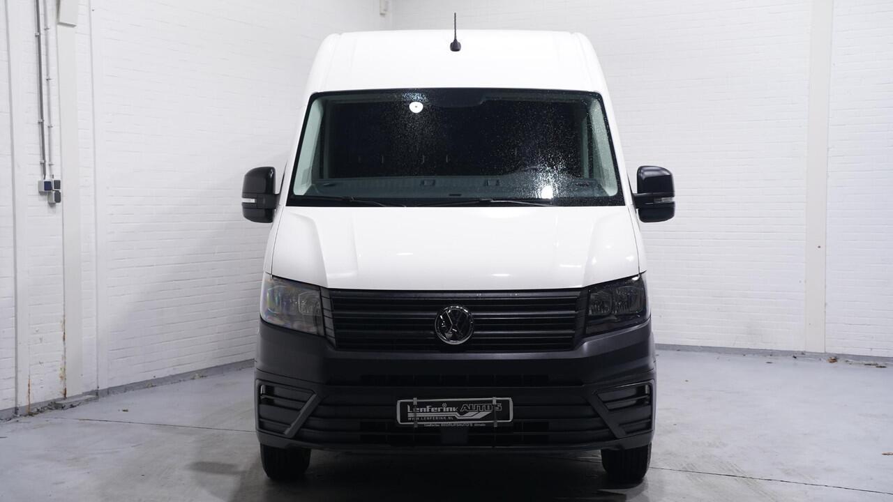 Volkswagen CRAFTER 2.0 TDI 140 pk L3H3 Airco, App Connect 270 Graden Deuren, Laadruimte Pakket, Opstap achter, 3-Zits