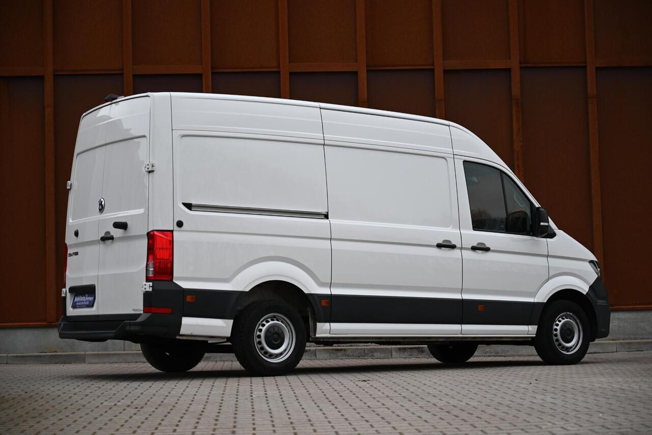 Volkswagen CRAFTER 2.0 TDI L3H3 140PK | CarPlay | Cam | 270gr deuren