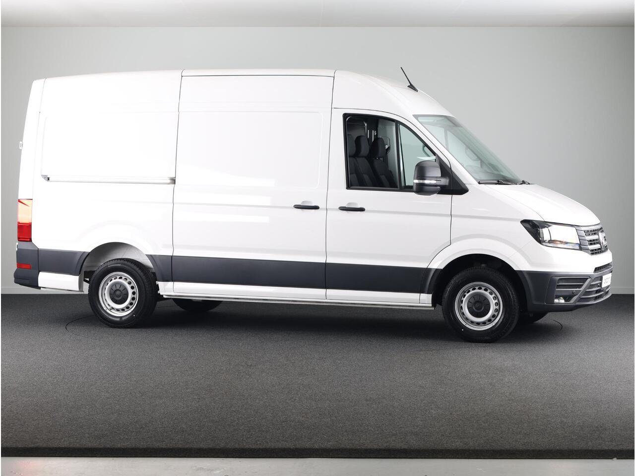 Volkswagen CRAFTER Bedrijfswagens Trendline L3H3 2.0 TDI EU6 140 pk GVW 3.5T Modeljaar 2025 RIJKLAARPRIJS!!