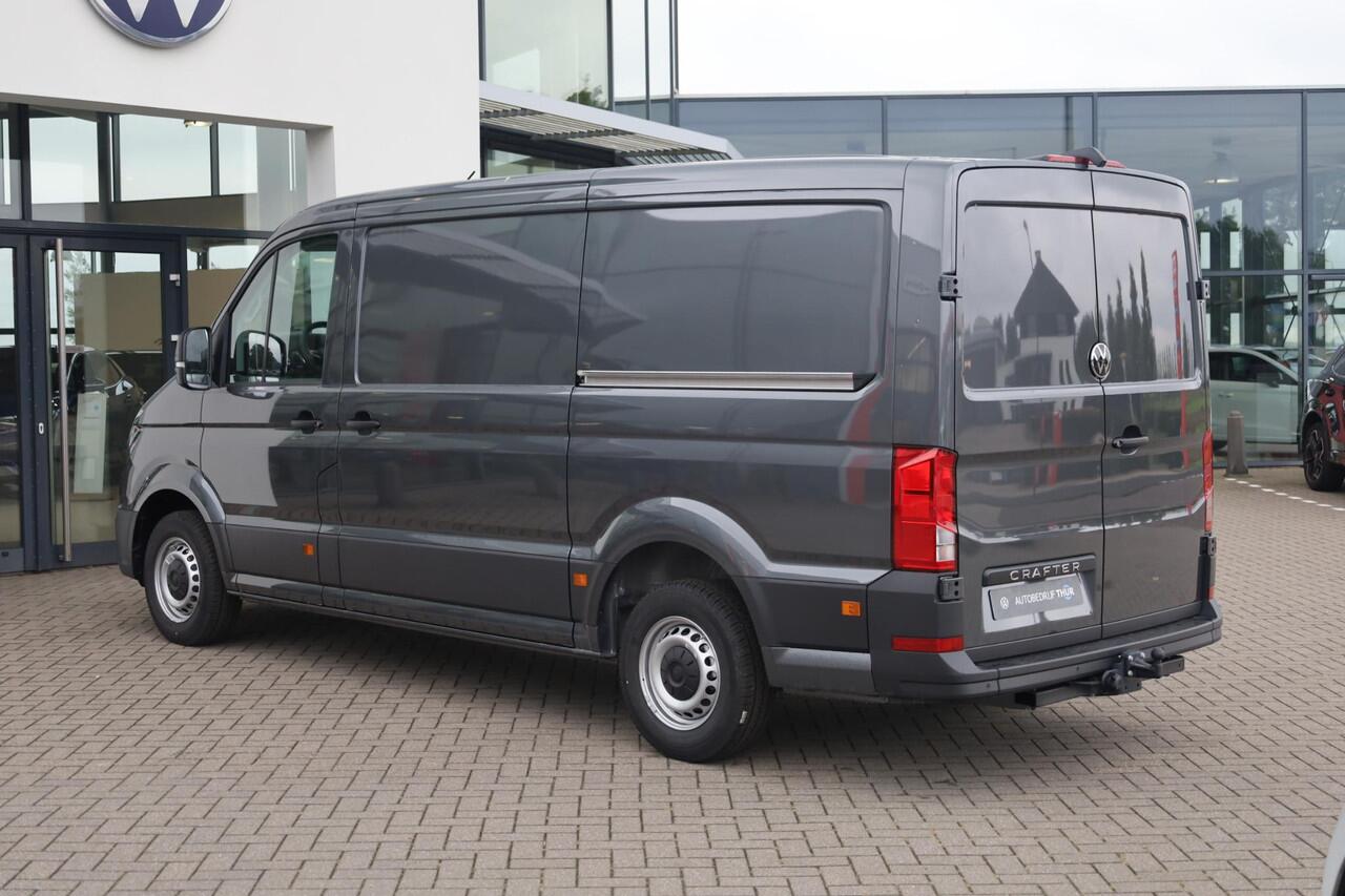 Volkswagen CRAFTER 30 2.0 TDI L3H2 Trendline 140PK / 103kW Achteruitrijcamera, Apple Carplay & Android Auto, navigatie, schuifdeur rechts + links, comfort bestuurdersstoel, bijrijdersbank, parkeersensoren voor + achter, rijstrooksensor met correctie (Lane Assist), airco, cr