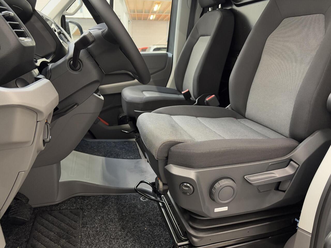 Volkswagen CRAFTER 30 2.0 TDI L3H3 Highline