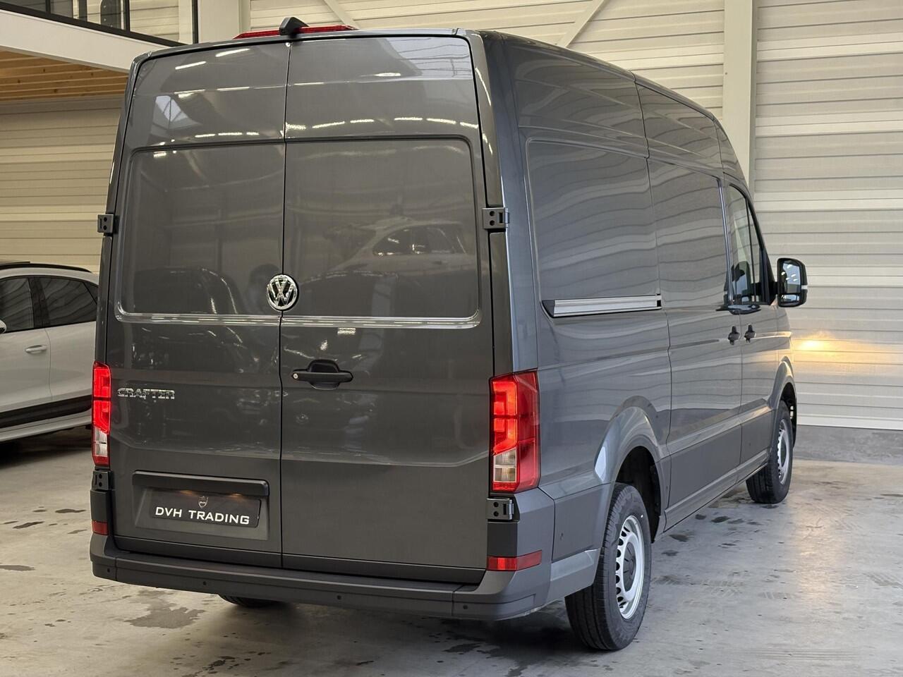 Volkswagen CRAFTER 30 2.0 TDI L3H3 Highline