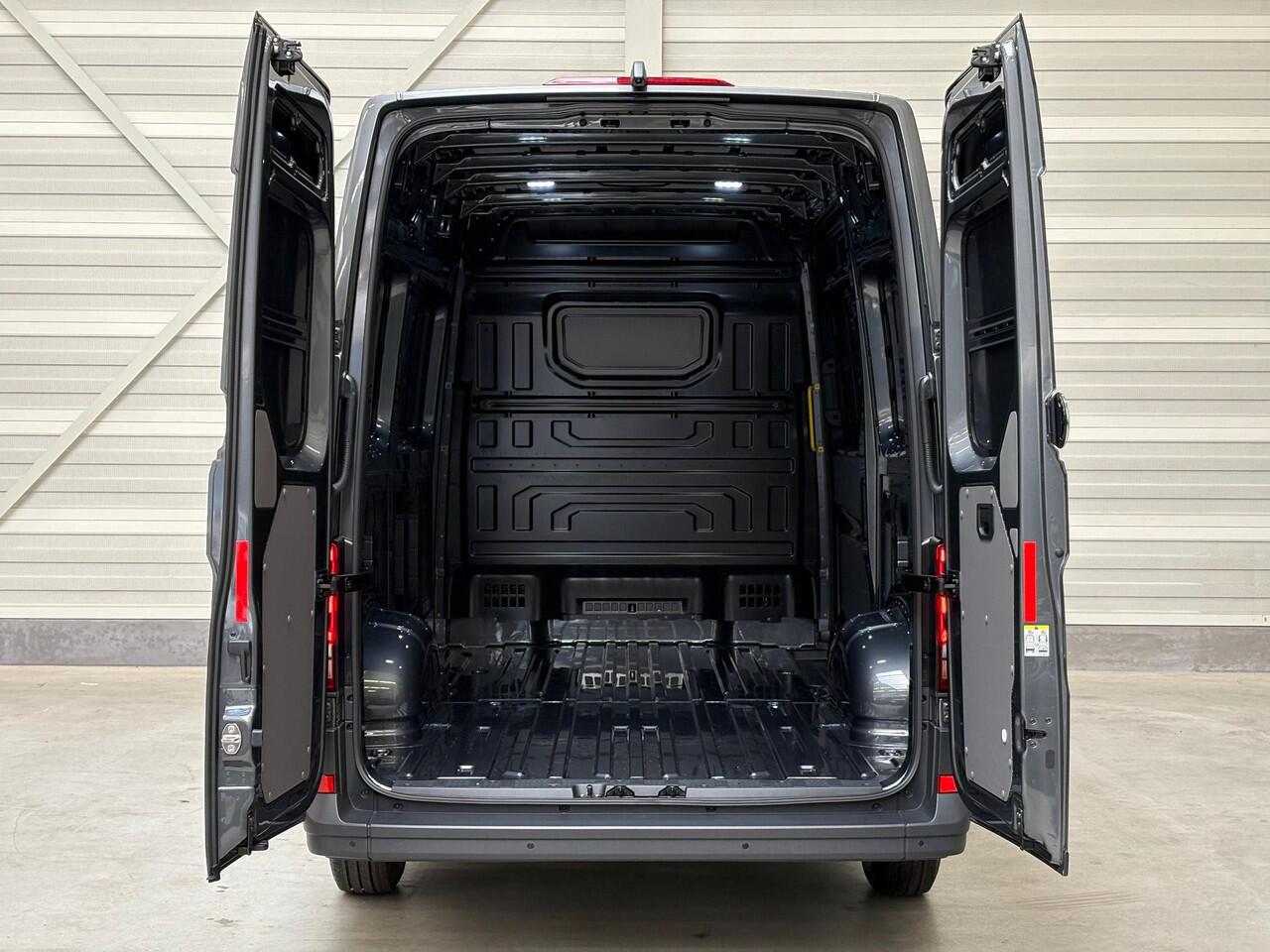Volkswagen CRAFTER GP 30 2.0 TDI L3H3 Highline Facelift