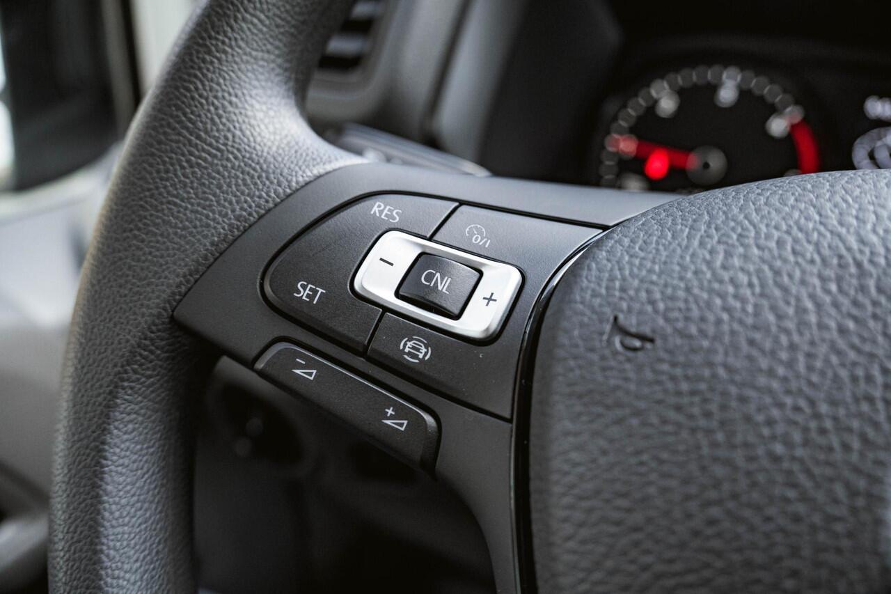 Volkswagen CRAFTER 2.0 TDI 140PK Automaat L3H3 Comfortline Ergo. comfort stoel | Cruise Control | PDC | Apple Carplay/Android Auto |