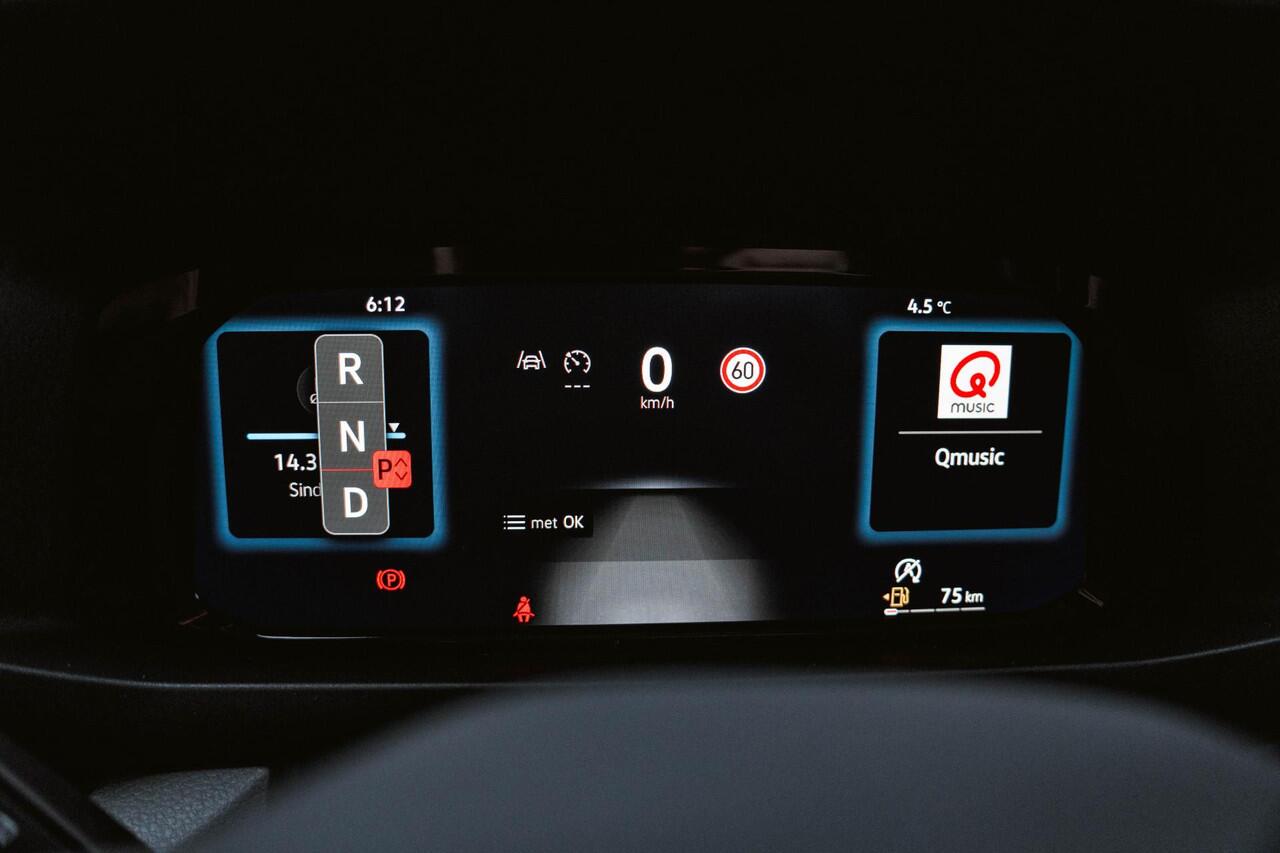 Volkswagen CRAFTER 2.0 TDI 140PK Automaat L3H3 Comfortline 2x LED | NAVI | Camera | Trekhaak | Airco |