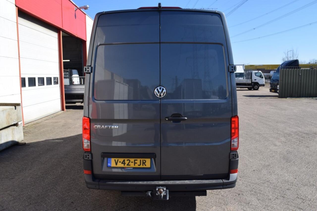 Volkswagen CRAFTER L3H3 2.0 TDI Highline 140PK AUTOMAAT TREKHAAK