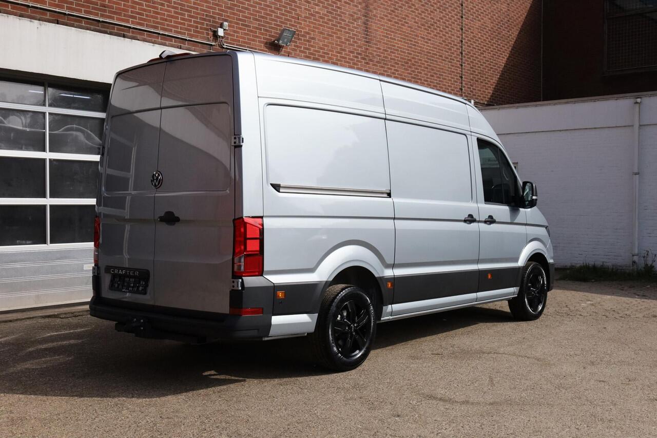 Volkswagen CRAFTER Bedrijfswagens Exclusive 140 pk L3H3 3.5T 8-traps automaat