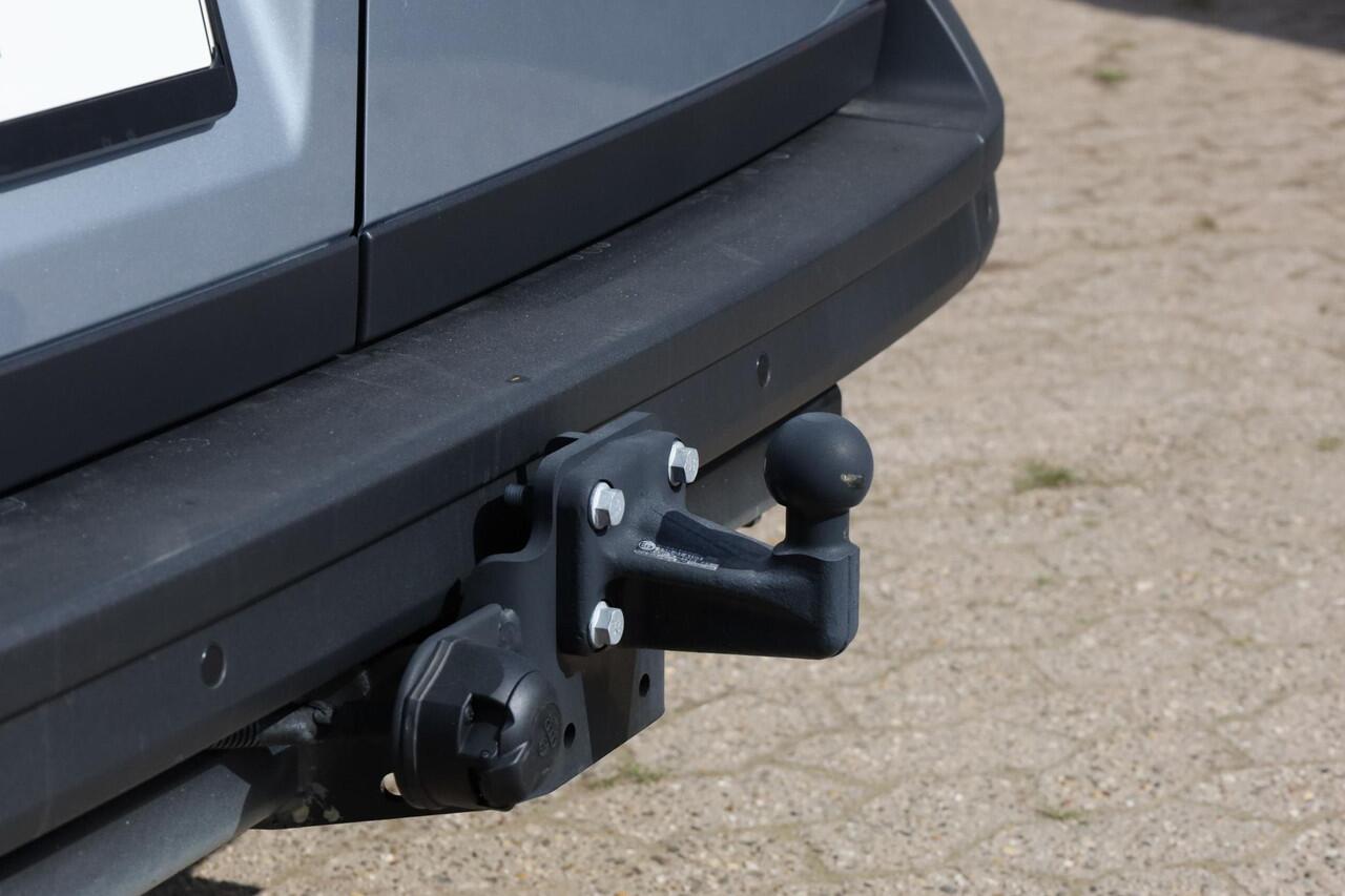 Volkswagen CRAFTER Bedrijfswagens Exclusive 140 pk L3H3 3.5T 8-traps automaat