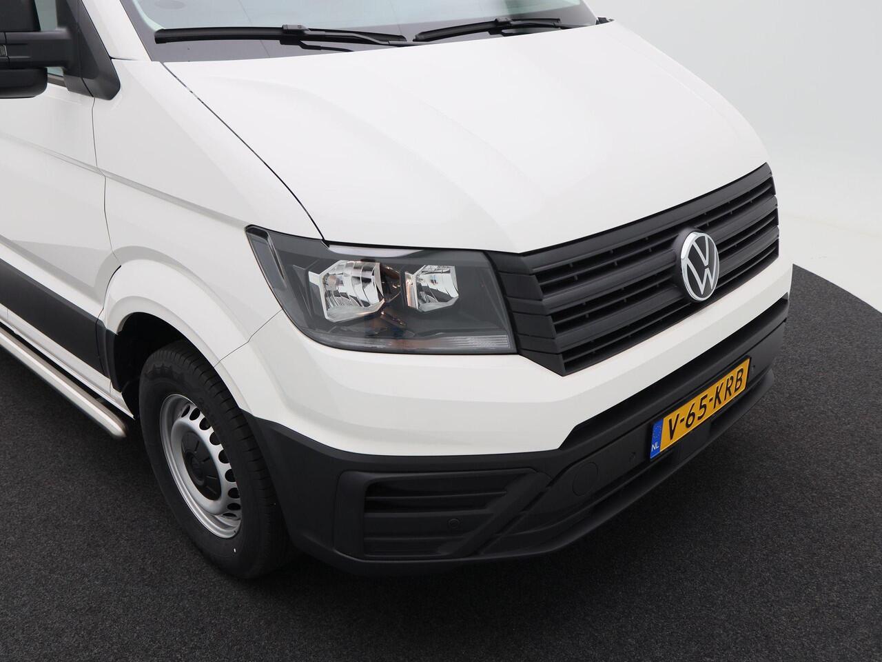 Volkswagen CRAFTER 35 2.0 TDI L3H3 Trendline | 140PK | Laadruimte Betimmering | Side Bars | Hoog dak | Trekhaak |