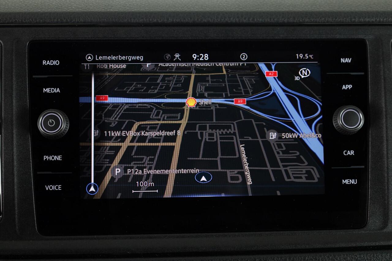 Volkswagen CRAFTER Bedrijfswagens Highline L3 2.0 TDI EU6 103 kW (140 pk) GVW 3.5T W Automaat VOORRAAD!!