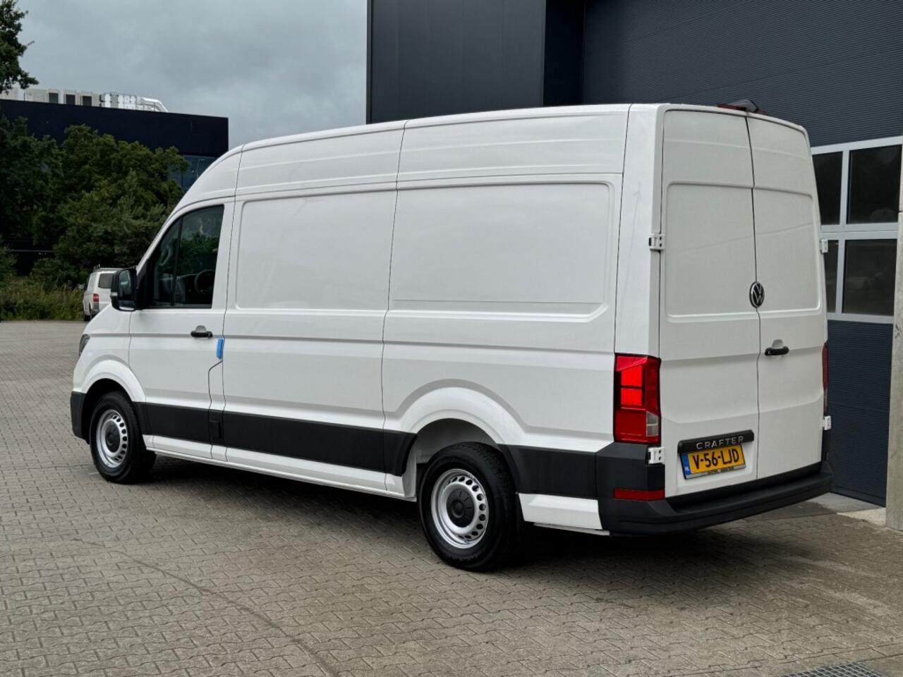 Volkswagen CRAFTER 35 2.0 TDI L3 H3 Koelwagen Carrier standby - koelen en verwarmen!