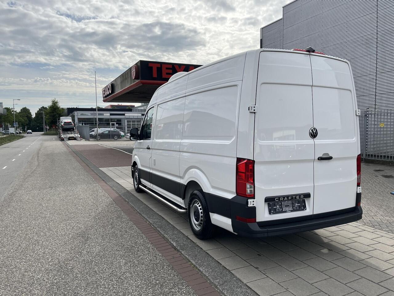 Volkswagen CRAFTER Bedrijfswagens 35 2.0 TDI L3H3 Highline 140 pk AUTOMAAT Koelwagen Vrieswagen Tot -15 graden| NAV | PDC | CAMERA