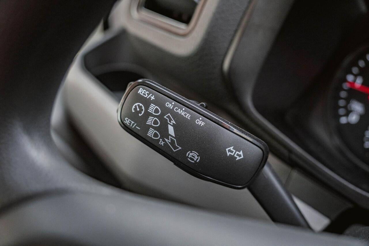 Volkswagen CRAFTER 2.0 TDI L4H3 140PK Trendline Cruise Control Airco Volkswagen Crafter 35 2.0 TDI L4H4 Trendline EURO VI