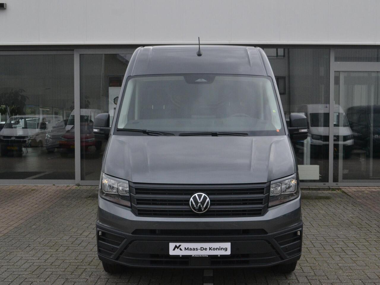 Volkswagen CRAFTER Bedrijfswagens 35 Trendline 2.0 TDI 140pk L3H3 · Tussenschot · Trekhaak · Alarm · P-Sensoren · Cruise Control · Camera · Apple/Android Car Play · Garantie t/m 22-12-2028 of 120.000km