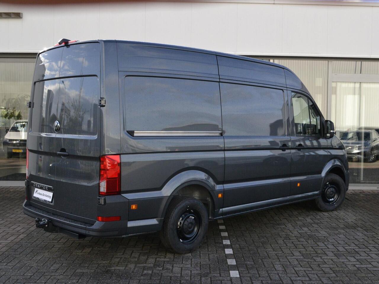 Volkswagen CRAFTER Bedrijfswagens 35 Trendline 2.0 TDI 140pk L3H3 · Trekhaak · Alarm · Tussenschot · Camera · P-Sensoren · Cruise Control · Garantie t/m 22-12-2028 of 120.000km