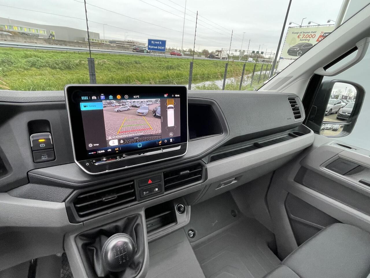 Volkswagen CRAFTER Trendline L3H2 177 pk GVW 3.5T | Nieuw Model | BPM vrij | diefstalalarm | bijrijdersbank | metallic | navigatie