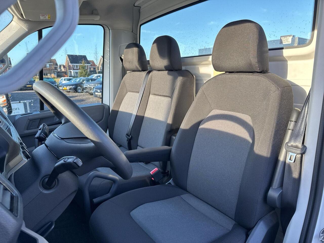 Volkswagen CRAFTER 35 2.0 TDI L3 | Pick Up | Trekhaak | DAB | LED | 140 pk | Automaat |