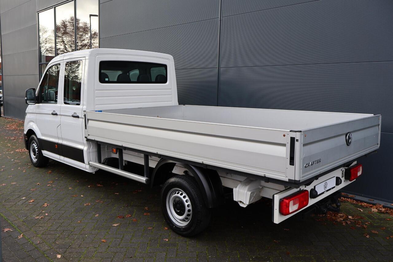 Volkswagen CRAFTER 35 2.0 TDI L3 DC Trendline | 140 PK | Navigatiesysteem | Cruise control | Apple CarPlay / Android Auto |