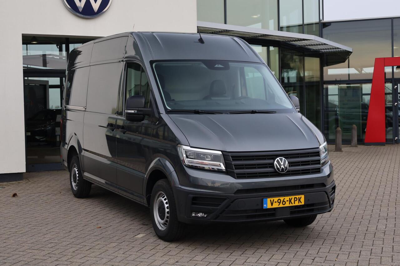Volkswagen CRAFTER 35 2.0 TDI L3H3 Exclusive 177PK / 130kW Achteruitrijcamera, verwarmbare voorstoelen, Apple Carplay & Android Auto, verwarmbare voorruit, adaptive cruise control (ACC) met Stop&Go, parkeersensoren voor + achter, grootlichtassistent, full map navigatie, ala