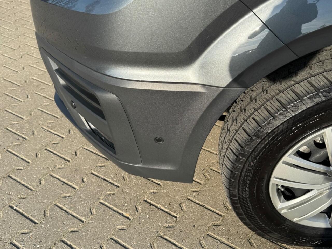 Volkswagen CRAFTER 35 2.0 TDI 177pk DSG L3H3 Exclusive - stoel/stuurverwarming - camera