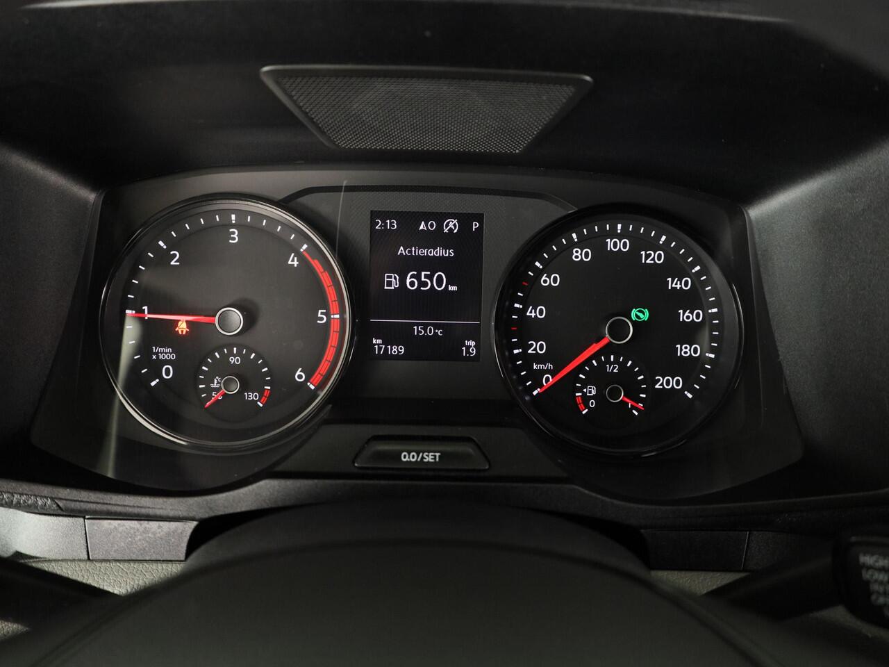 Volkswagen CRAFTER Bedrijfswagens Highline L3 Bestelwagen (2) GP 2.0 TDI EU6 103 kW Volkswagen Bedrijfswagens Crafter Highline L3 2.0 TDI EU6 140 pk GVW 3.5T Automaat! NETTO DEAL!!!!