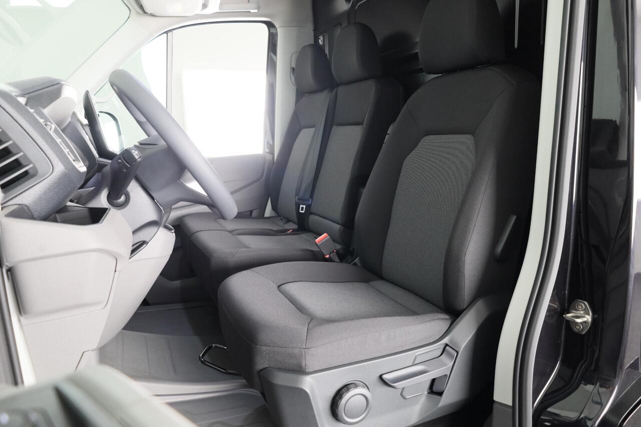 Volkswagen CRAFTER Bedrijfswagens Trendline L3 Bestelwagen (2) GP 2.0 TDI EU6 103 k VOORRAAD!!