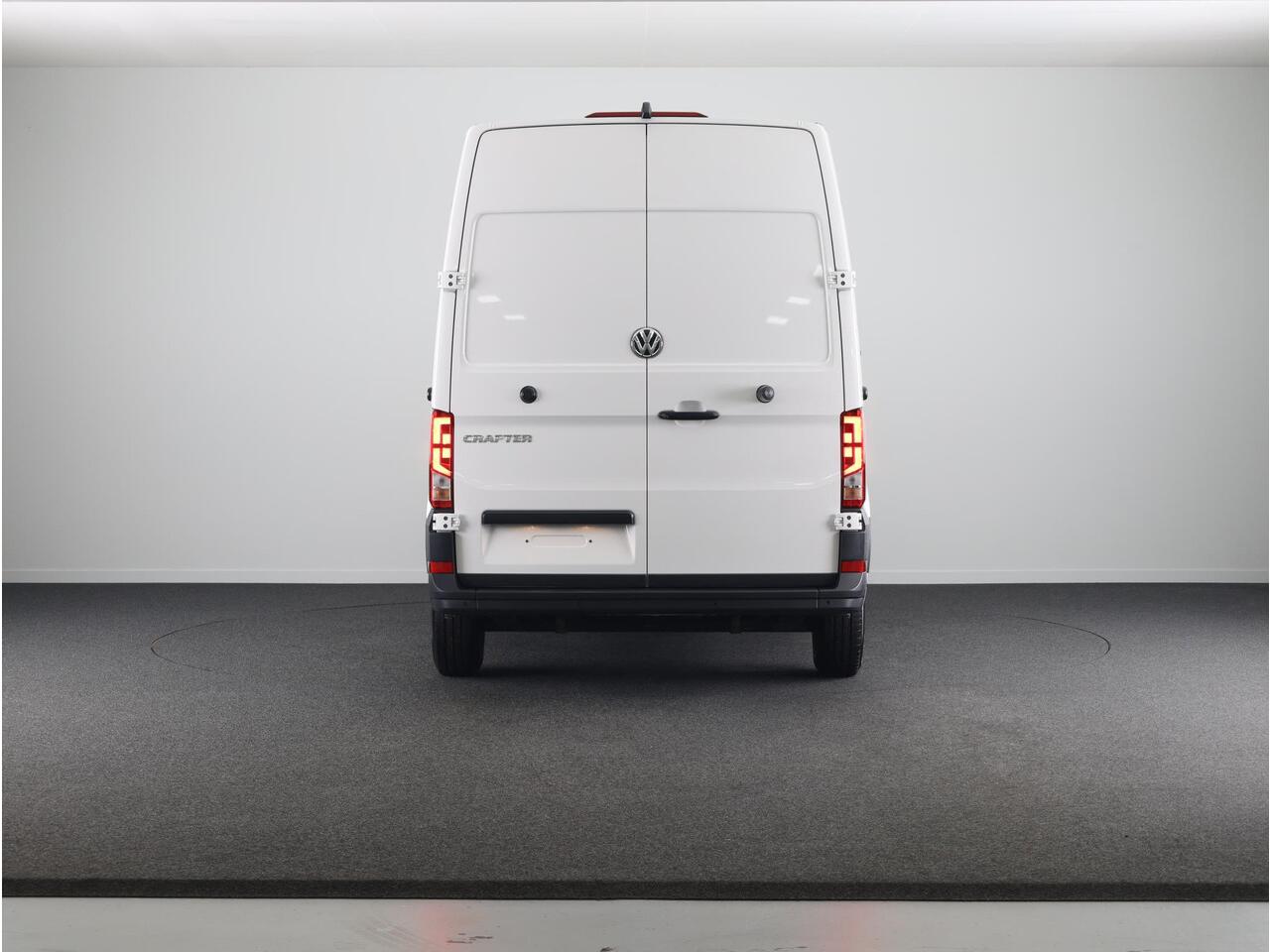 Volkswagen CRAFTER Bedrijfswagens Comfortline L3 (2) Bestelwagen 2.0 TDI EU6 103 kW Volkswagen Bedrijfswagens Crafter Comfortline L3H3 2.0 TDI EU6 140 pk GVW 3.5T NETTO DEAL!! VOORRAAD!!