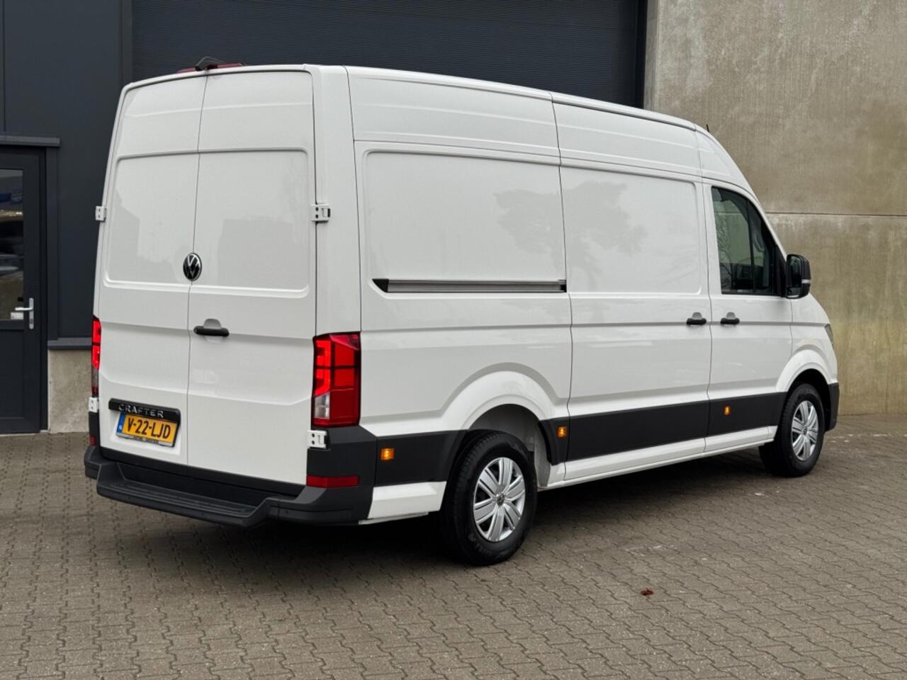 Volkswagen CRAFTER 35 2.0 TDI L3H3 Automaat - Koelen/vriezen -20 gr - dag/nachtkoeling