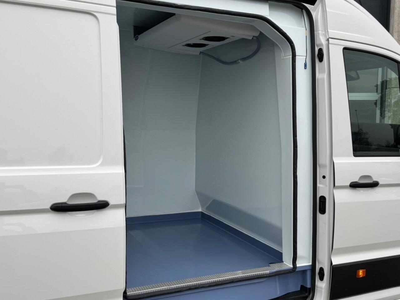 Volkswagen CRAFTER 35 2.0 TDI L3H3 Automaat - Koelen/vriezen -20 gr - dag/nachtkoeling