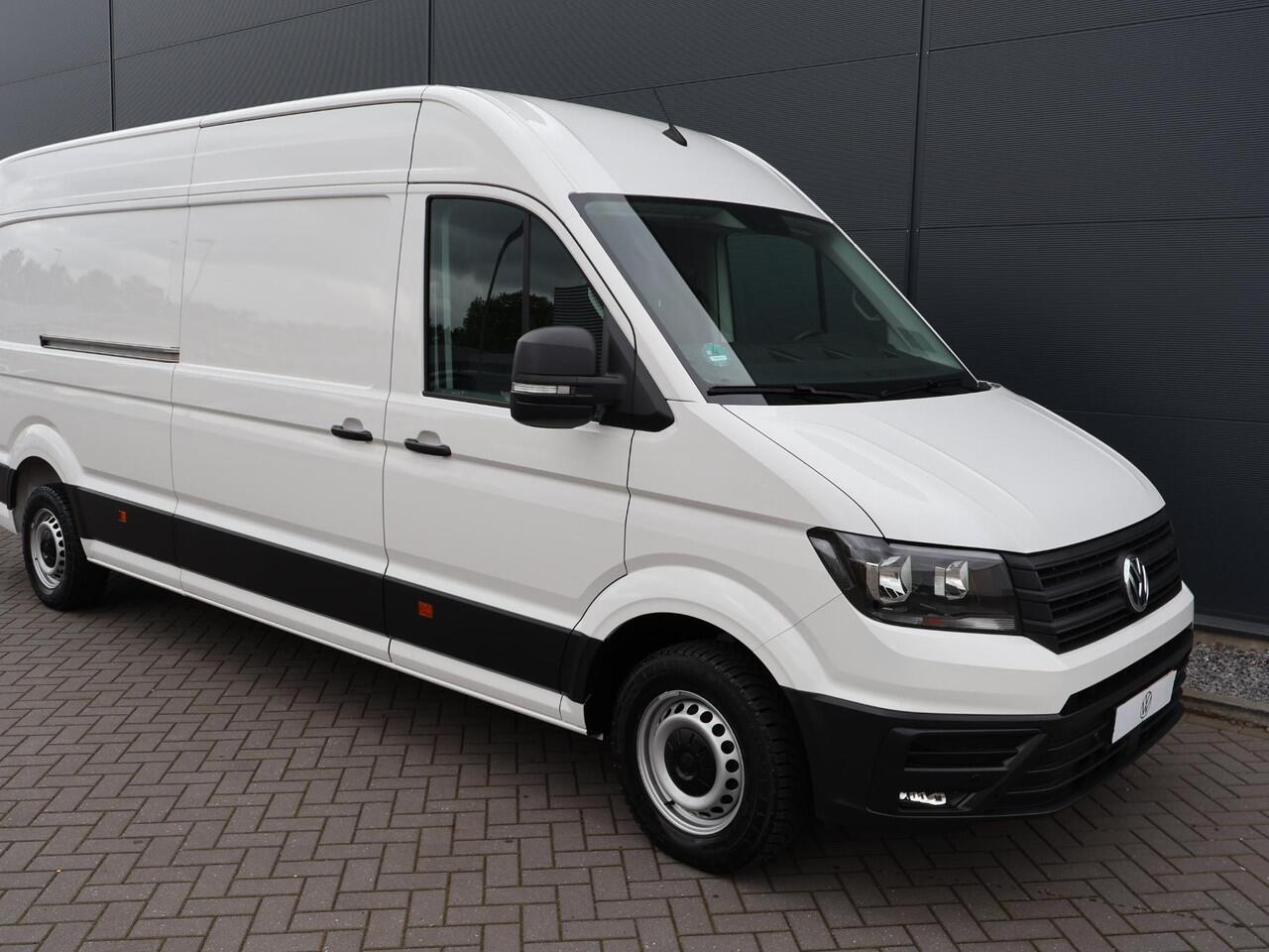 Volkswagen CRAFTER 35 2.0 TDI L3H3 Comfortline EURO VI | 140 PK | Trekhaak | Navigatiesysteem | Cruise control | Parkeersensoren |