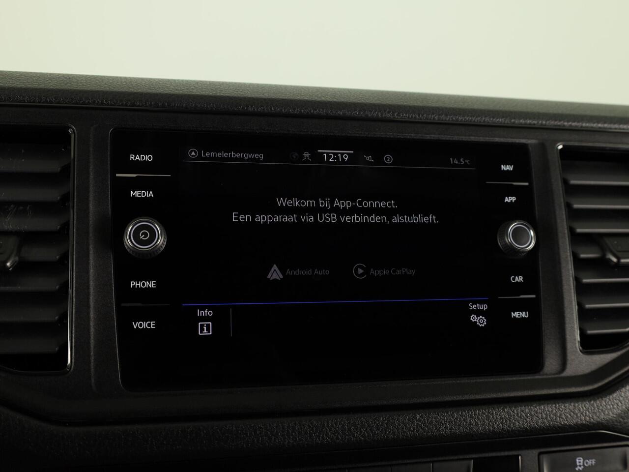 Volkswagen CRAFTER 35 2.0 TDI L3H3 Highline EURO VI 140 pk Automaat | Verlengde garantie | Navigatie | Parkeersensoren | Achteruitrijcamera | Cruise control |