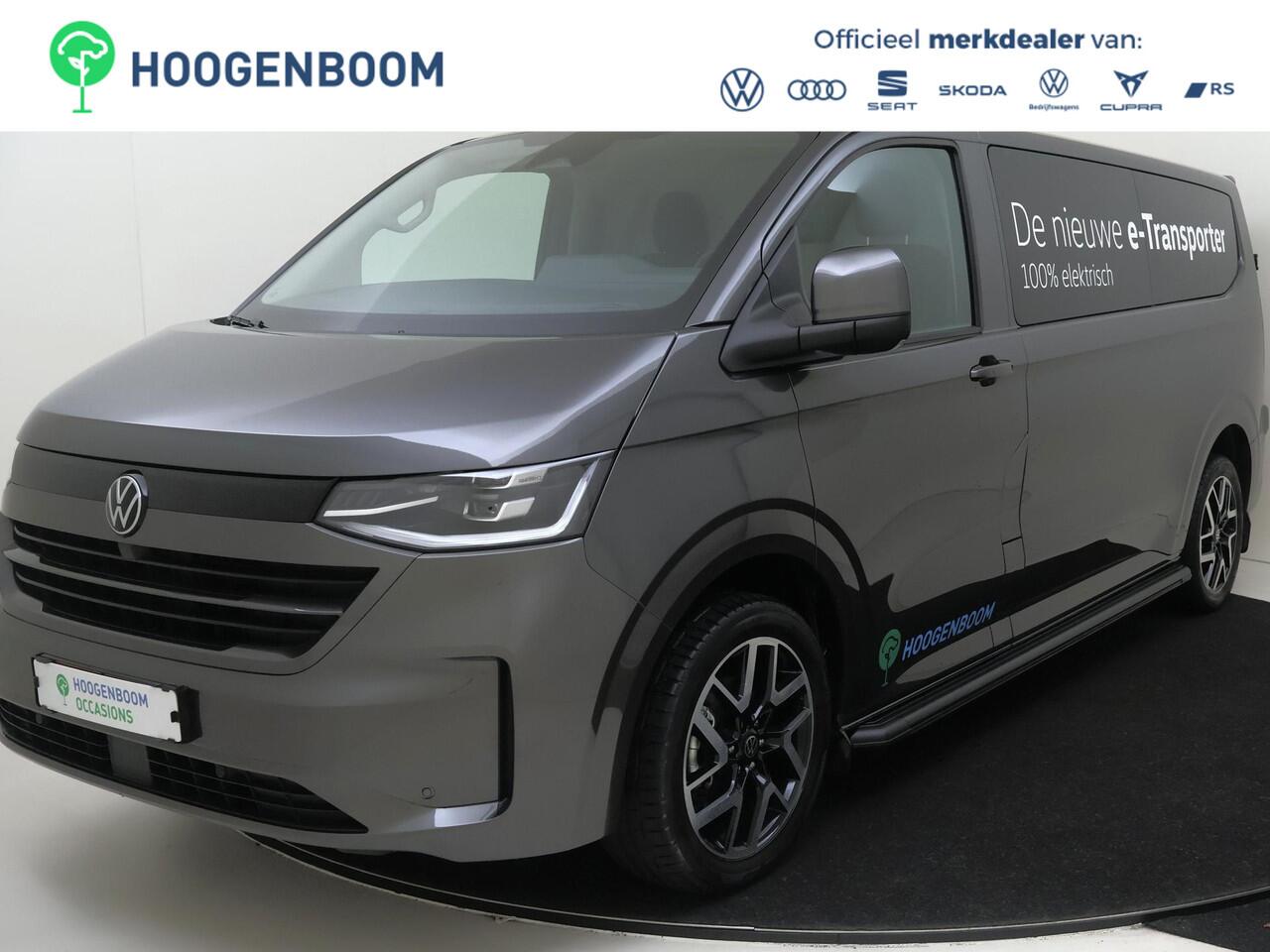 Volkswagen E-Transporter Bedrijfswagens Style Intro L2 210 kW (286 pk) Elektromotor | Adaptieve Cruise Control | Trekhaak | Navigatiesysteem 13" met draadloos App-Connect | IQ.LIGHT - LED matrix koplampen | Geavanceerde grootlichtregeling (Dynamic Light Assist) |
