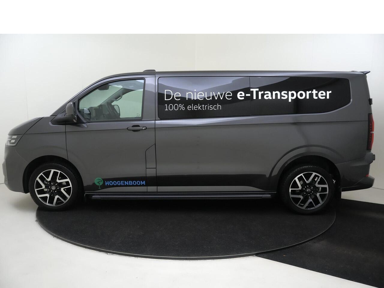 Volkswagen E-Transporter Bedrijfswagens Style Intro L2 210 kW (286 pk) Elektromotor | Adaptieve Cruise Control | Trekhaak | Navigatiesysteem 13" met draadloos App-Connect | IQ.LIGHT - LED matrix koplampen | Geavanceerde grootlichtregeling (Dynamic Light Assist) |