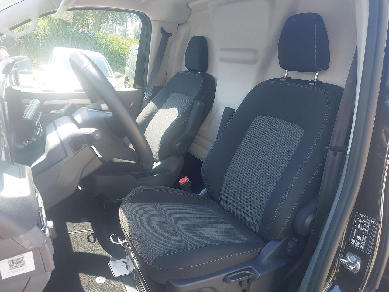 Volkswagen E-Transporter 32 L2H1 Bulli 64 kWh