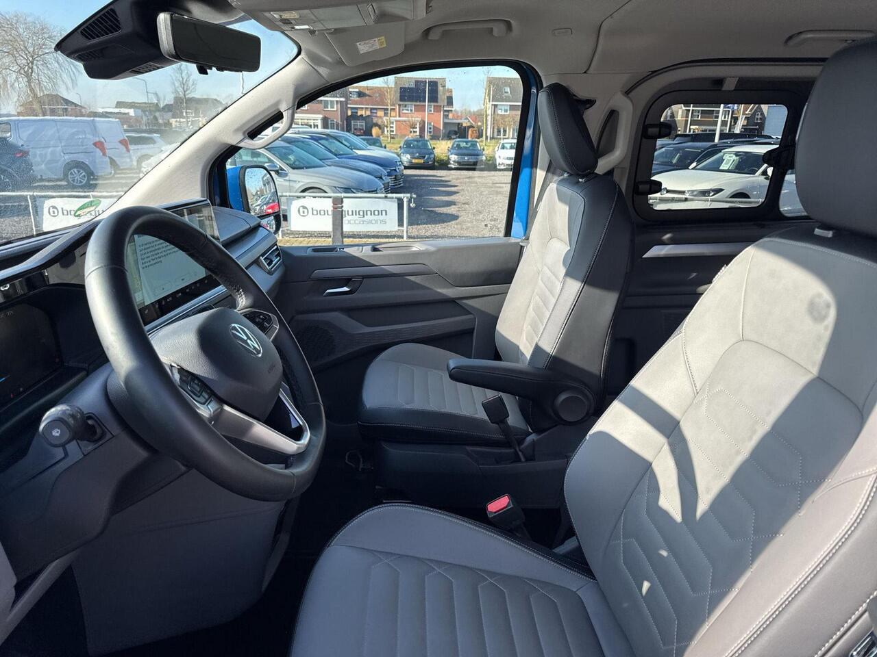 Volkswagen E-Transporter Caravelle 32 L2H1 Style 64 kWh | Trekhaak | Leder | 8 Pers. | H&K Audio |