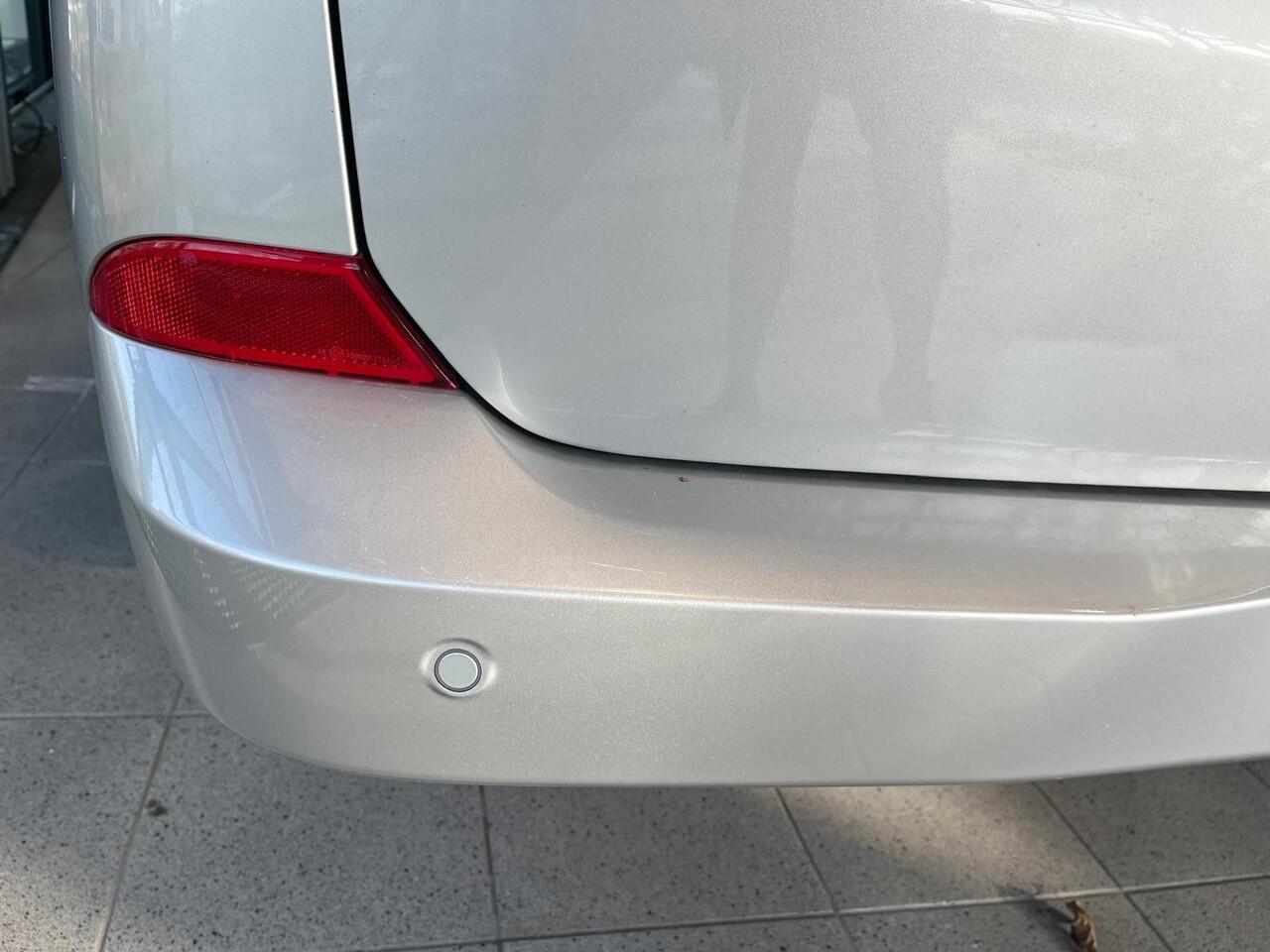 Volkswagen E-Transporter Bedrijfswagens Bulli L2 286pk 64kWh Elektrische aandrijving | 230V stopcontacten max 2,3 kW | Lichtmetalen velgen 17" (6,5 J 17) "Le Mans" (glanzend zwart) | Achterdeuren zonder ruit | Binnenspiegel met digitaal display en dashcamfunctie via app |