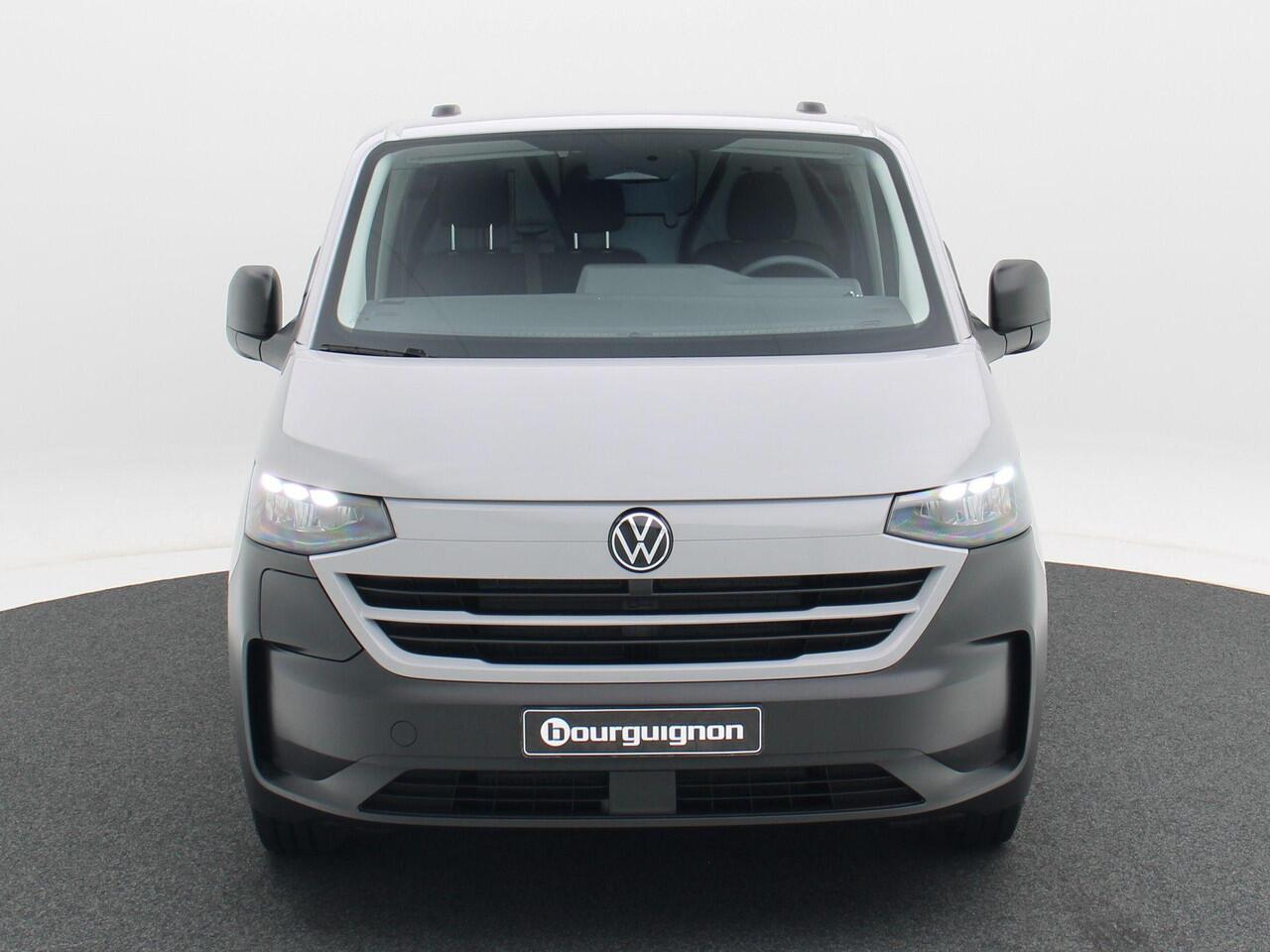 Volkswagen E-Transporter Bedrijfswagens L2 64kWh 218 pk | Trekhaak | Achterdeuren | Bijrijdersbank | 5 jaar gratis onderhoud | 8 jaar garantie op de accu |