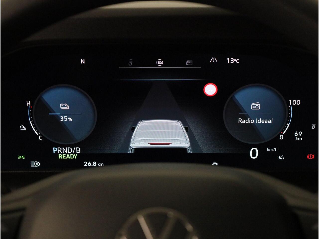 Volkswagen E-Transporter 160 kW / 218 pk L2 Achterdeuren zonder ruit | 3 neerklapbare dakdragers | Assistentiepakket plus | Alarm af fabriek | All-season banden | Trekhaak vast | Bijrijdersbank